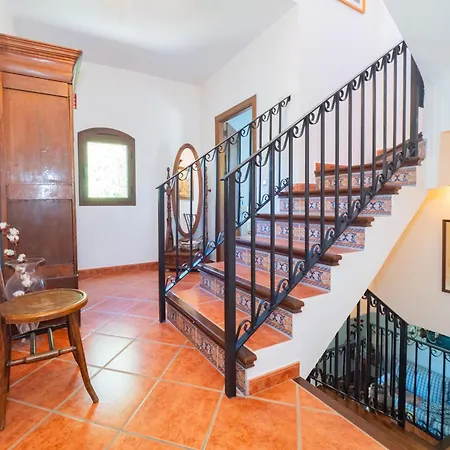 Cubo's La Cimada 1 Bed&breakfast